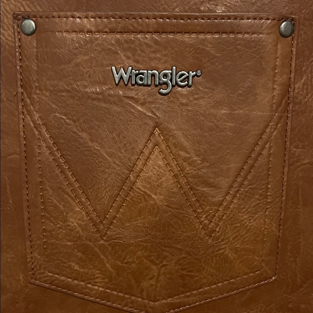 NWT Wrangler Embossed Brown Shoulder or Crossbody Bag/Purse Fringe Floral Detail - Picture 2 of 12